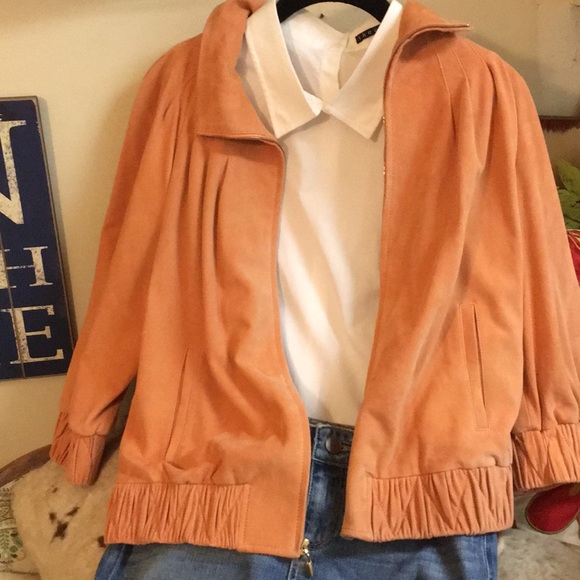 HOST PICK St. John Goat Suede Jacket Silk Lined S! - Picture 3 of 8